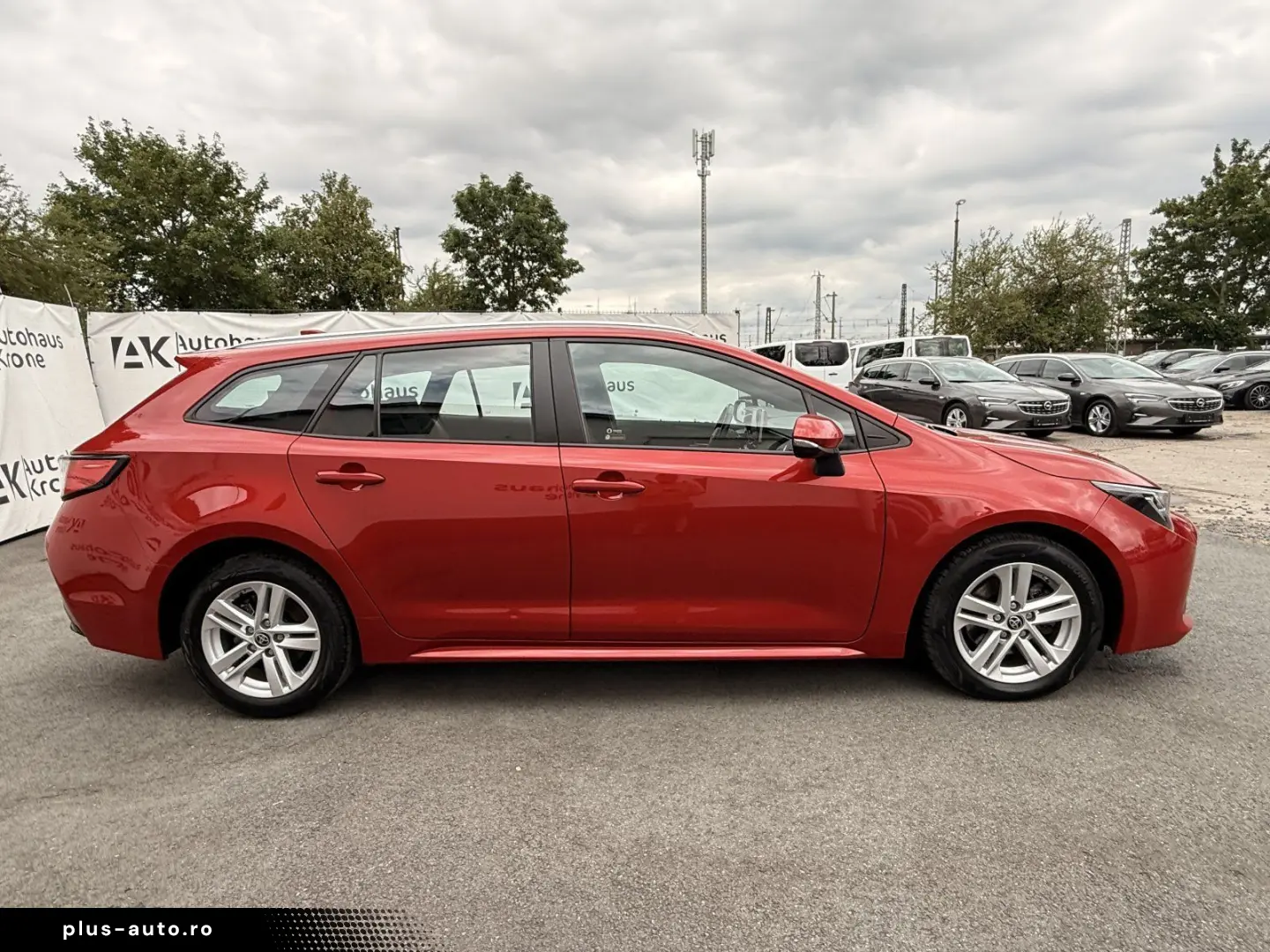 TOYOTA Corolla 2.0 Hybrid Business Edition