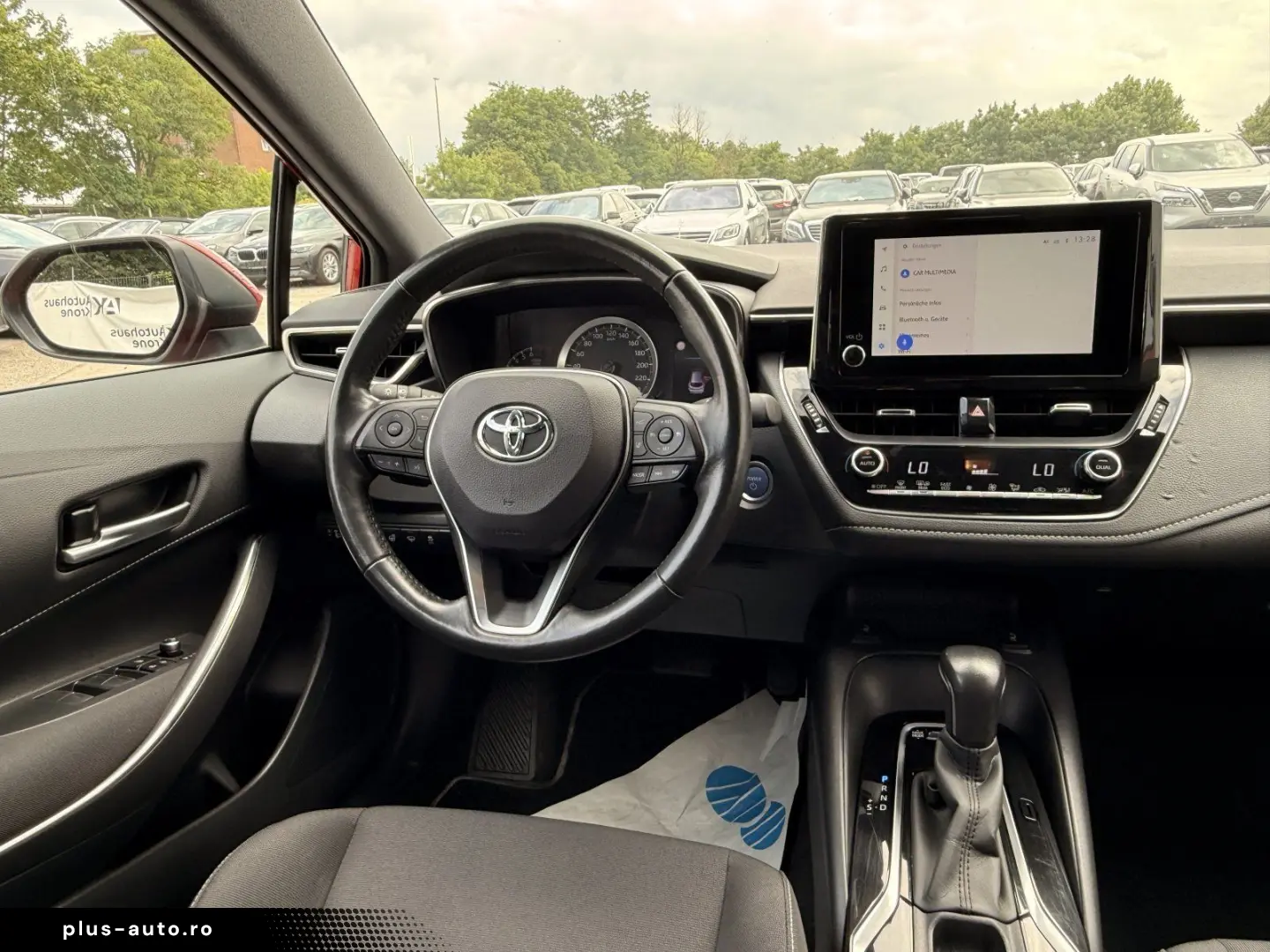 TOYOTA Corolla 2.0 Hybrid Business Edition