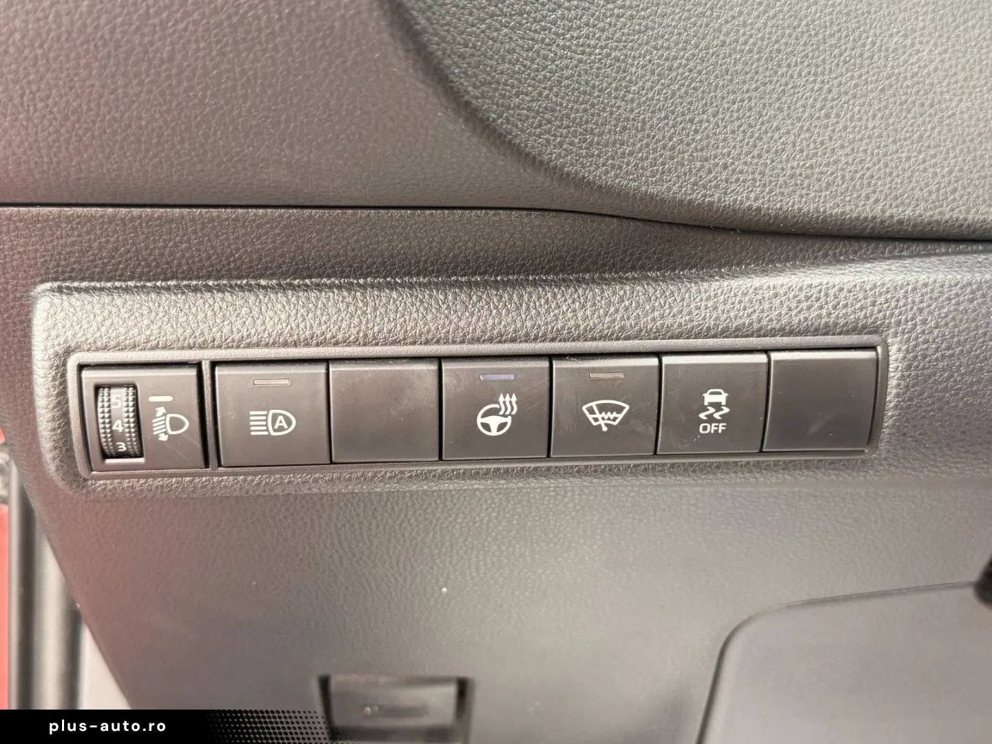 TOYOTA Corolla 2.0 Hybrid Business Edition