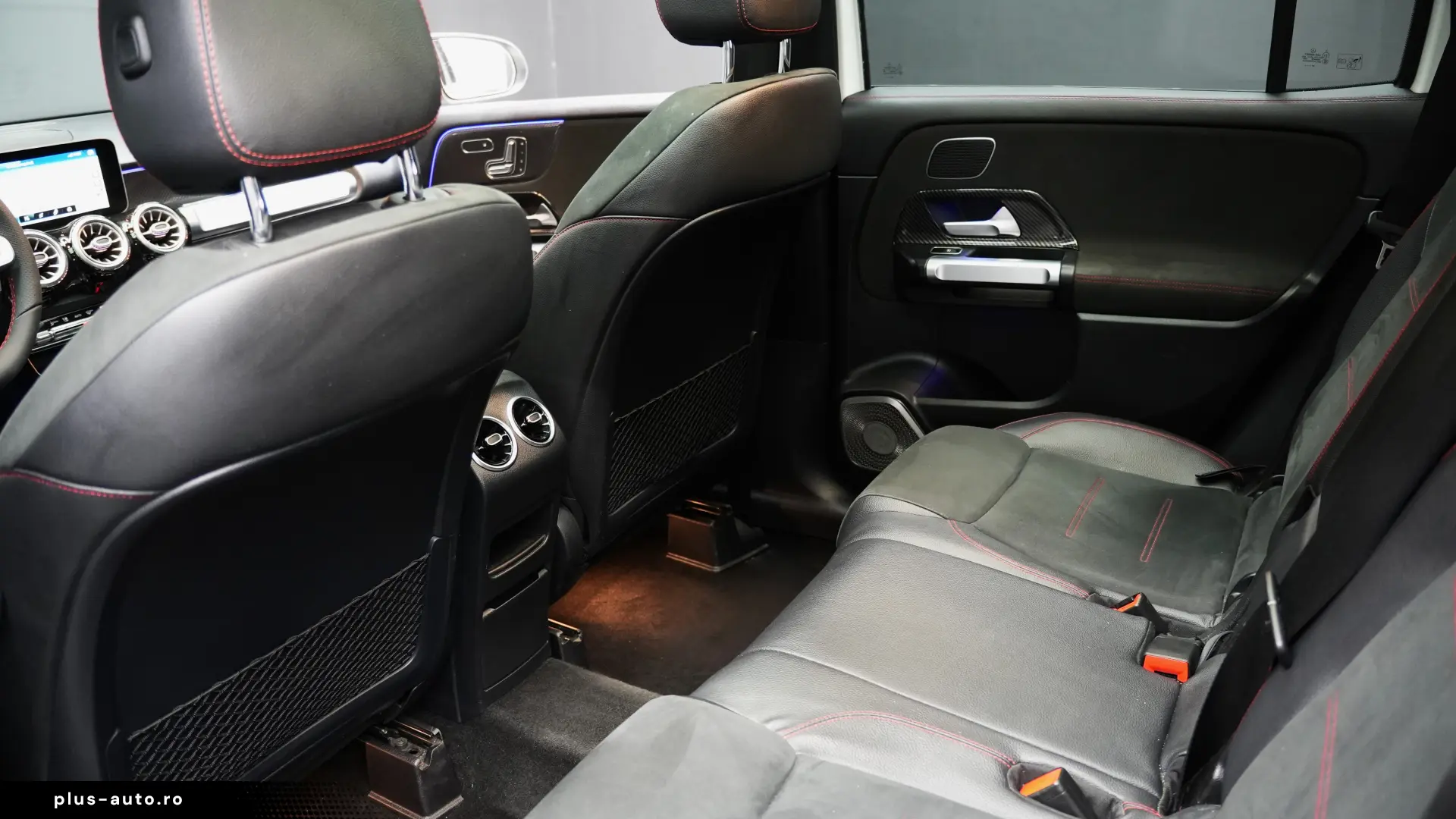 MERCEDES-BENZ GLB 220d 4MATIC AT