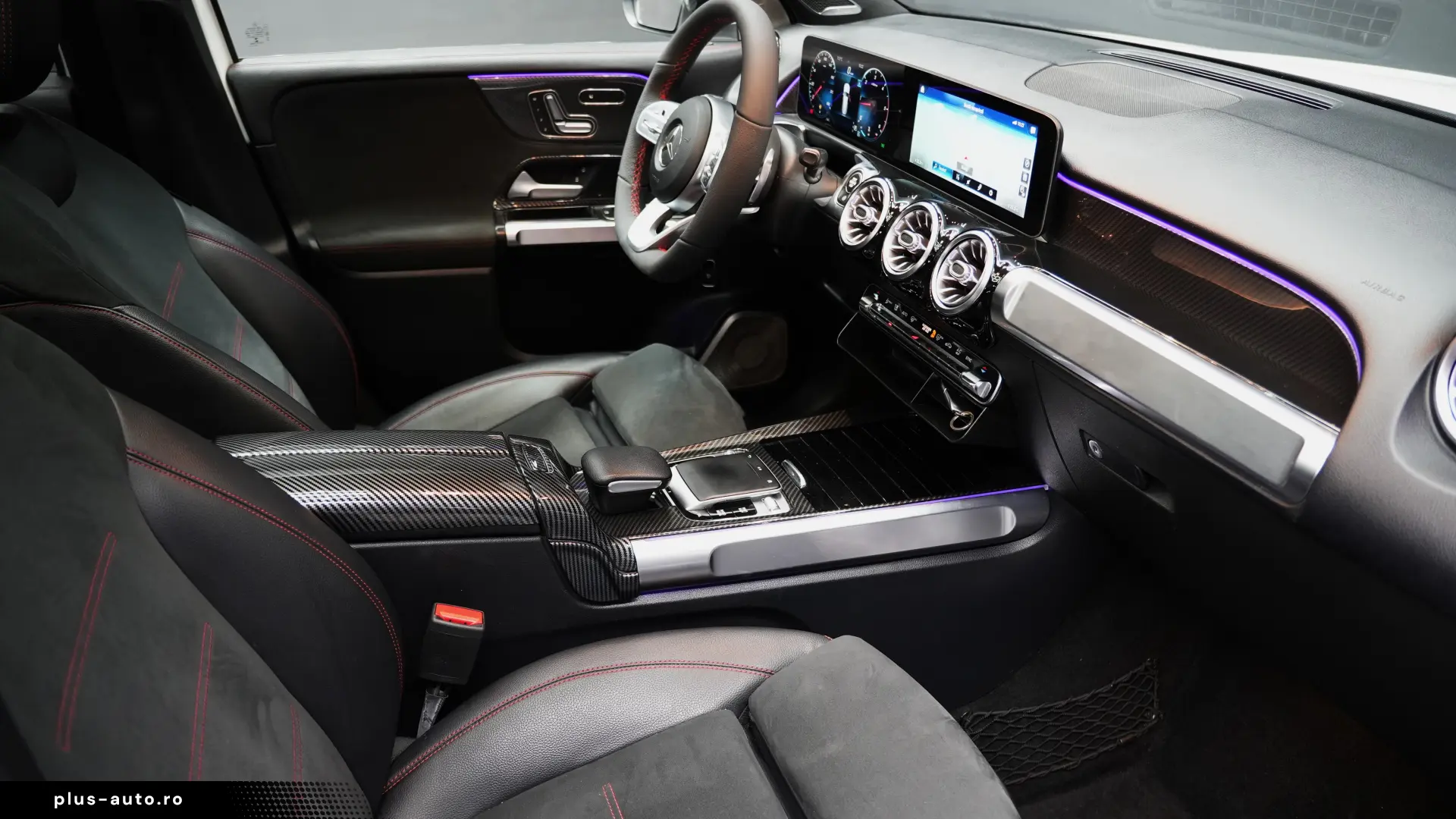 MERCEDES-BENZ GLB 220d 4MATIC AT