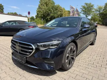 MERCEDES-BENZ E 300 de 4M Exclusive Premium Plus Superscreen