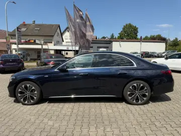 MERCEDES-BENZ E 300 de 4M Exclusive Premium Plus Superscreen