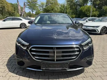 MERCEDES-BENZ E 300 de 4M Exclusive Premium Plus Superscreen