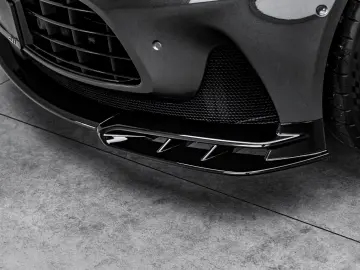 Aston Martin DB12 S 4.0 V8