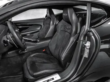 Aston Martin DB12 S 4.0 V8
