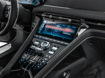 Aston Martin DB12 S 4.0 V8