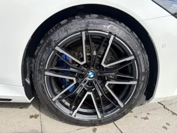 BMW M5 Touring ParkAssis DrivAssis eSitz GARANTIE 03.2031