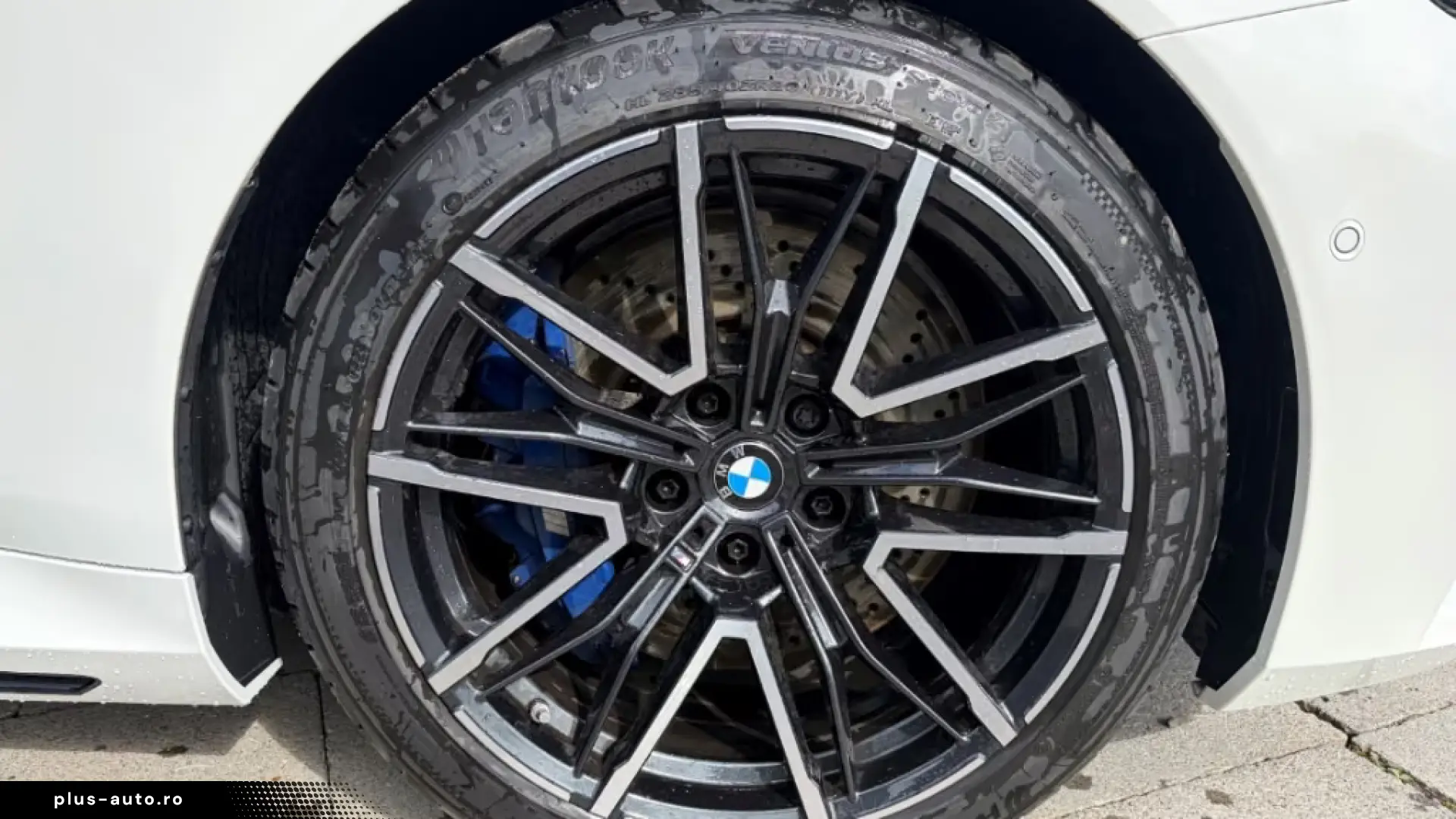 BMW M5 Touring ParkAssis DrivAssis eSitz GARANTIE 03.2031