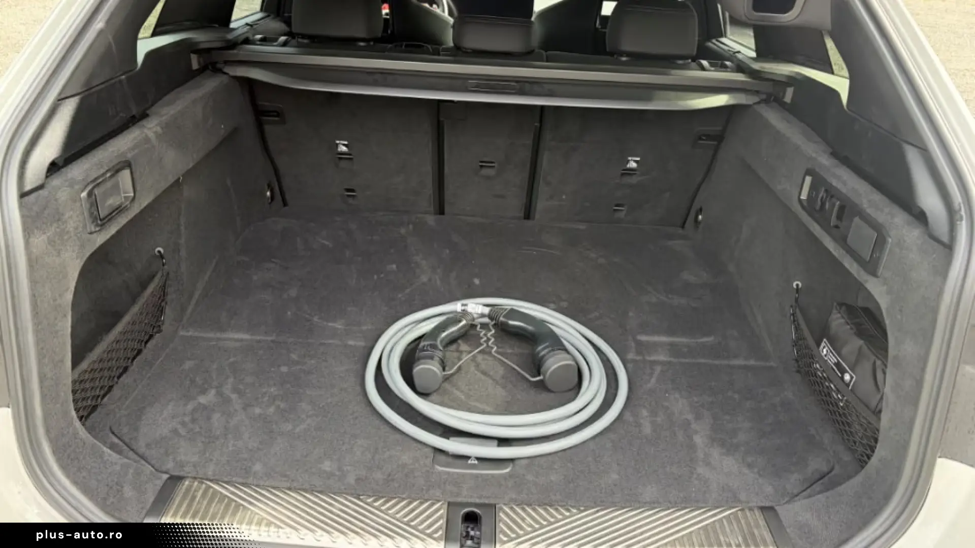 BMW M5 Touring ParkAssis DrivAssis eSitz GARANTIE 03.2031