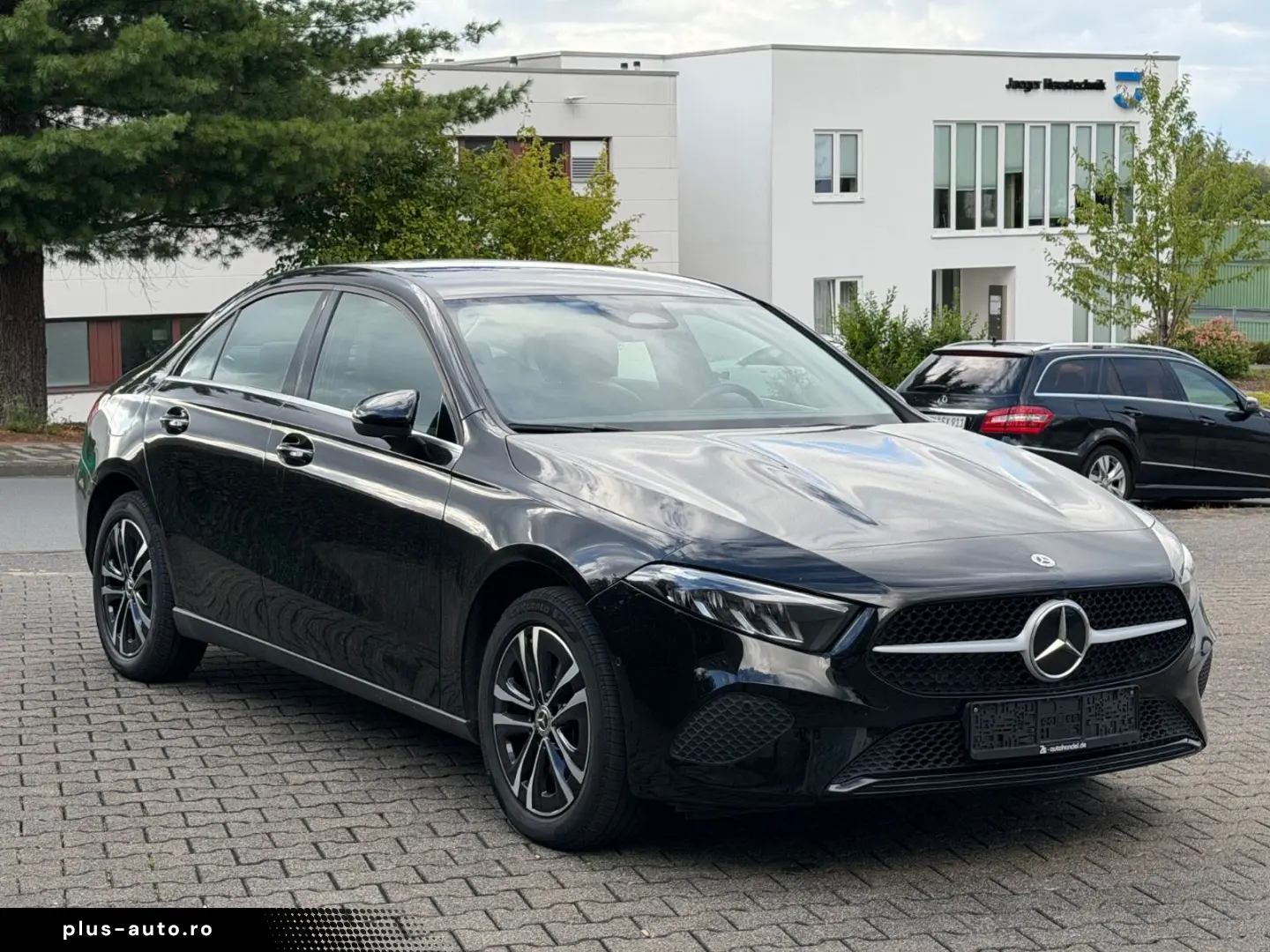 MERCEDES-BENZ A 250e Lim Facelift Widescreen LED Kamera