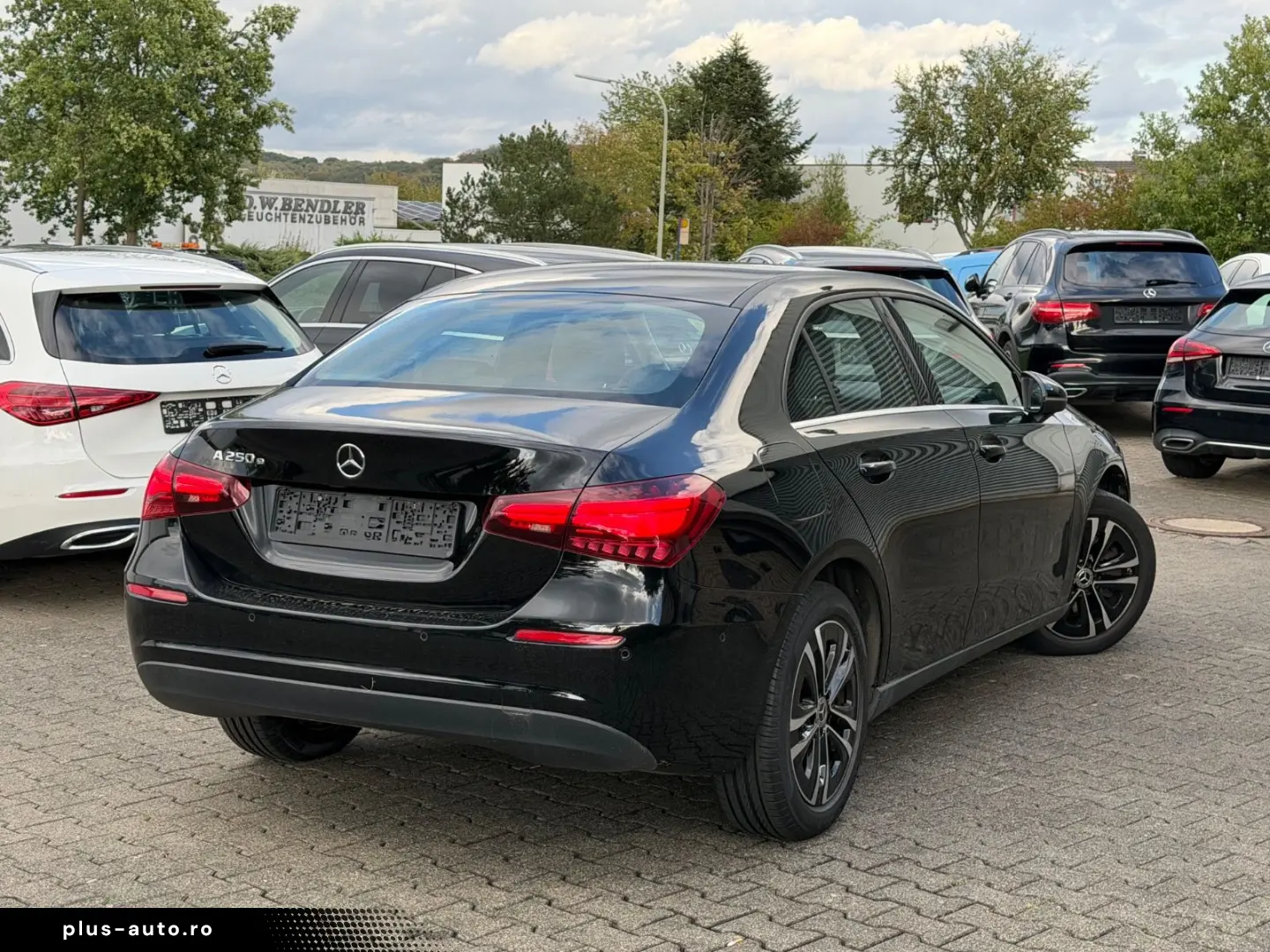 MERCEDES-BENZ A 250e Lim Facelift Widescreen LED Kamera