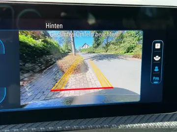 MERCEDES-BENZ A 250e Lim Facelift Widescreen LED Kamera