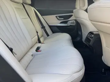 MERCEDES-BENZ E 300 de 4M AMG. Pano  Superscreen  Beige Int.