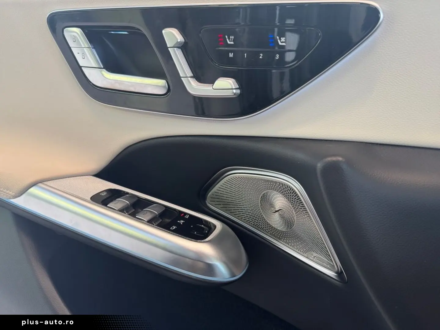 MERCEDES-BENZ E 300 de 4M AMG. Pano  Superscreen  Beige Int.