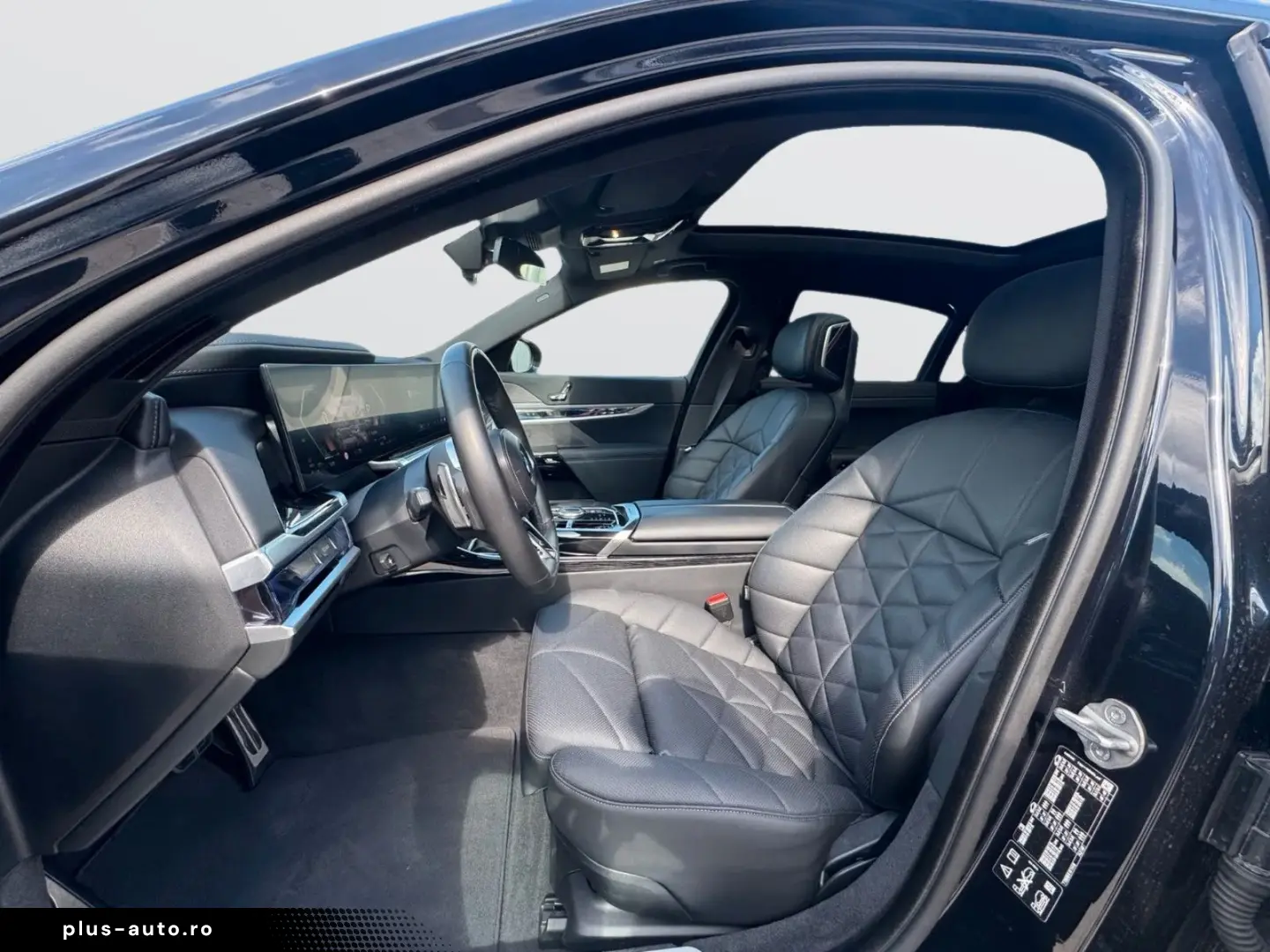 BMW 740d xDrive MSport Iconic SkyPano B&W 360  Hud