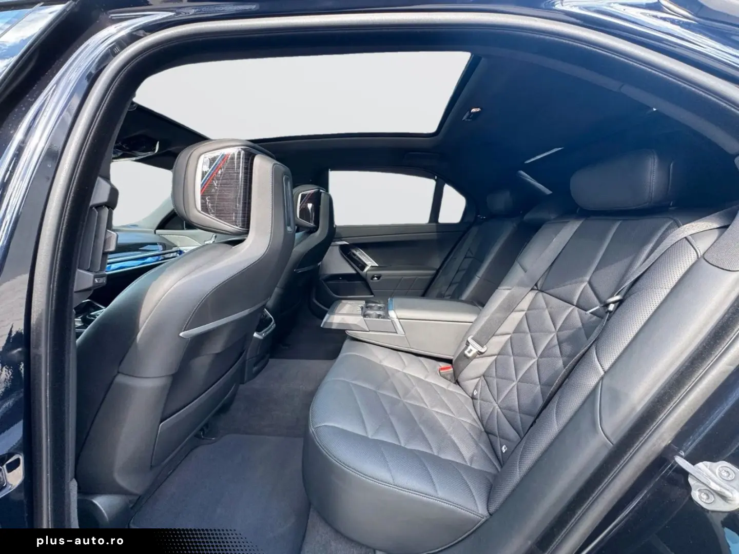 BMW 740d xDrive MSport Iconic SkyPano B&W 360  Hud