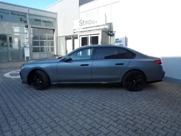 BMW 740d xDrive M Sport Pro Exec. Lounge Fond-Entert