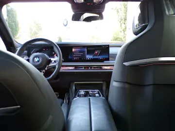 BMW 740d xDrive M Sport Pro Exec. Lounge Fond-Entert