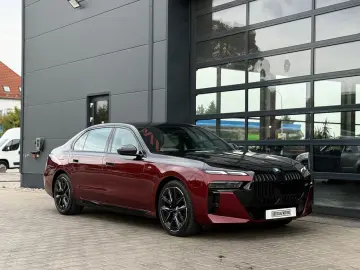 BMW 740 d xDrive M Sport TwoTone TV Massage