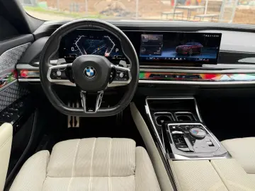 BMW 740 d xDrive M Sport TwoTone TV Massage