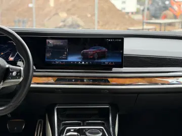 BMW 740 d xDrive M Sport TwoTone TV Massage