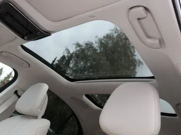 Mercedes-Benz E 300 de 4M EXCLUSIVE Pano Super Leather