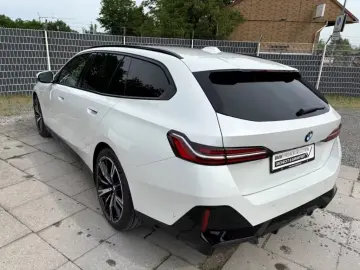 BMW 520 i Touring StandHZG AHK ParkAssisProf Har Kar