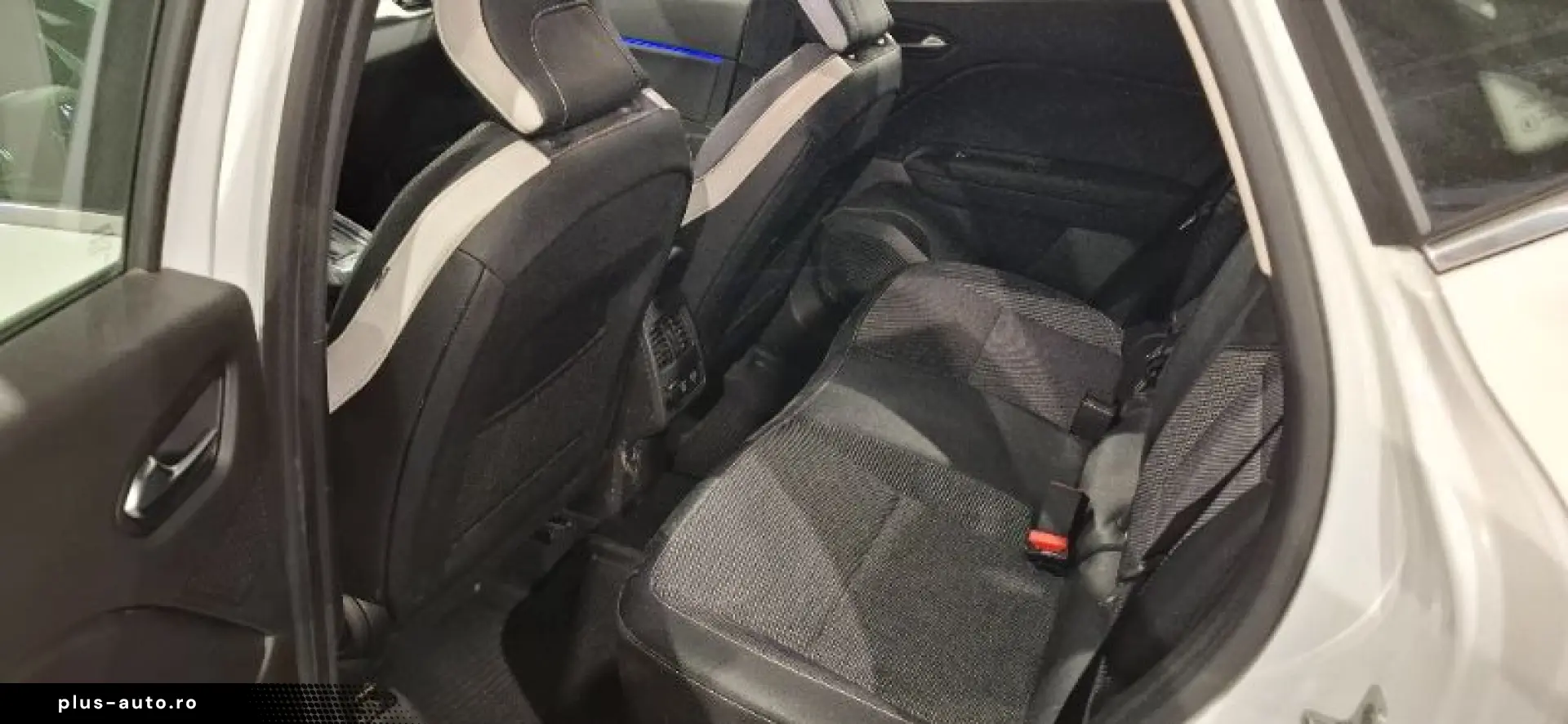 RENAULT CAPTUR 1.6 E-Tech 160CP Intens Plug-In