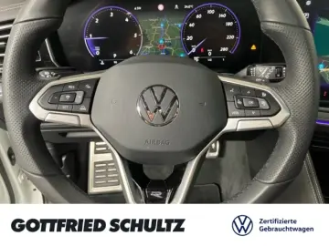 Volkswagen Touareg 3.0 TDI 4M tiptr. R-Line MATRIX NAV AHK