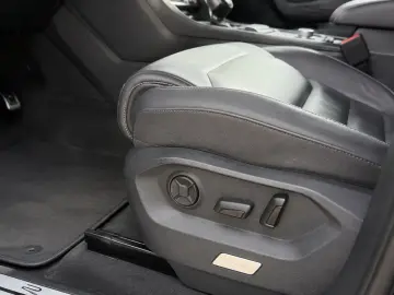 Volkswagen Touareg 3.0 V6 R-Line   Ambience