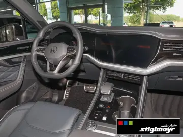 Volkswagen Touareg R-Line Pano auxheat nightvision