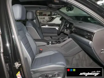 Volkswagen Touareg R-Line Pano auxheat nightvision