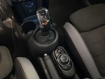 MINI John Cooper Works LED Nav SHZ Tempo Komfzg H K PDC