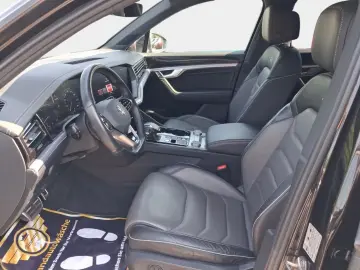 Volkswagen Touareg 3.0 V6 TDI Tiptronic R-Line LED NAVI AHK
