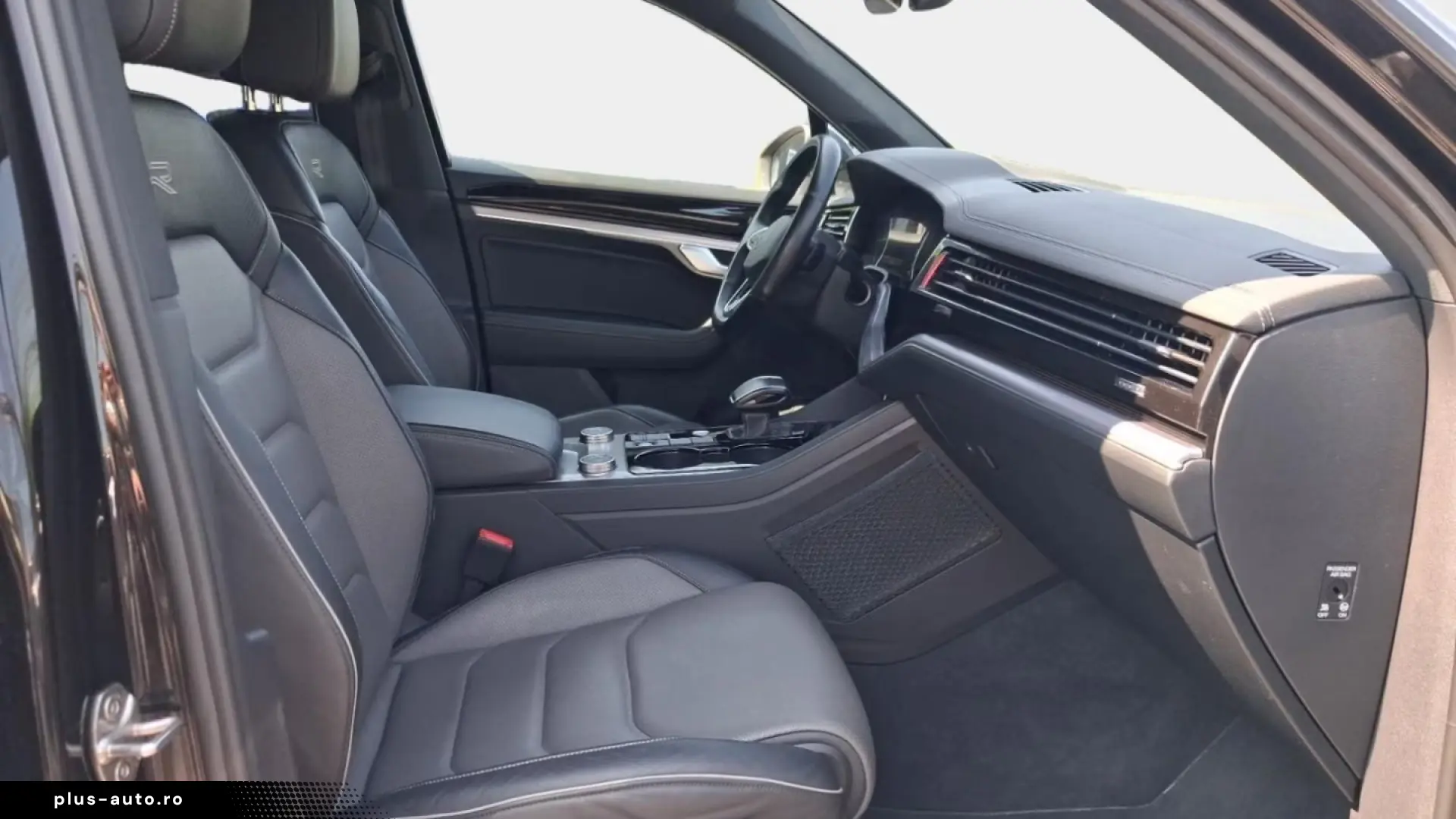 Volkswagen Touareg 3.0 V6 TDI Tiptronic R-Line LED NAVI AHK