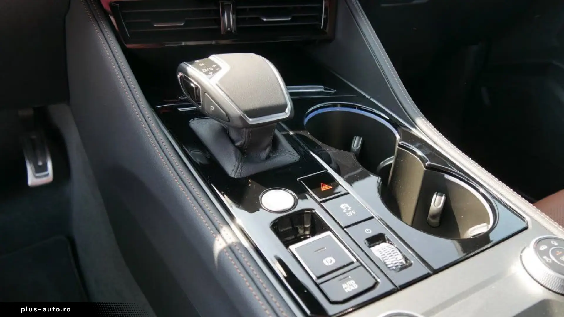 Volkswagen Touareg 3.0 TDI Tiptr. R-Line Navi AHK Kamera LE