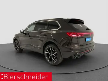 Volkswagen Touareg 3.0 TDI R-Line AHK PANO STAND 22
