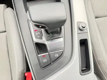 AUDI A5 Sportback 40 TDI Sport LED ACC Kamera Teilled