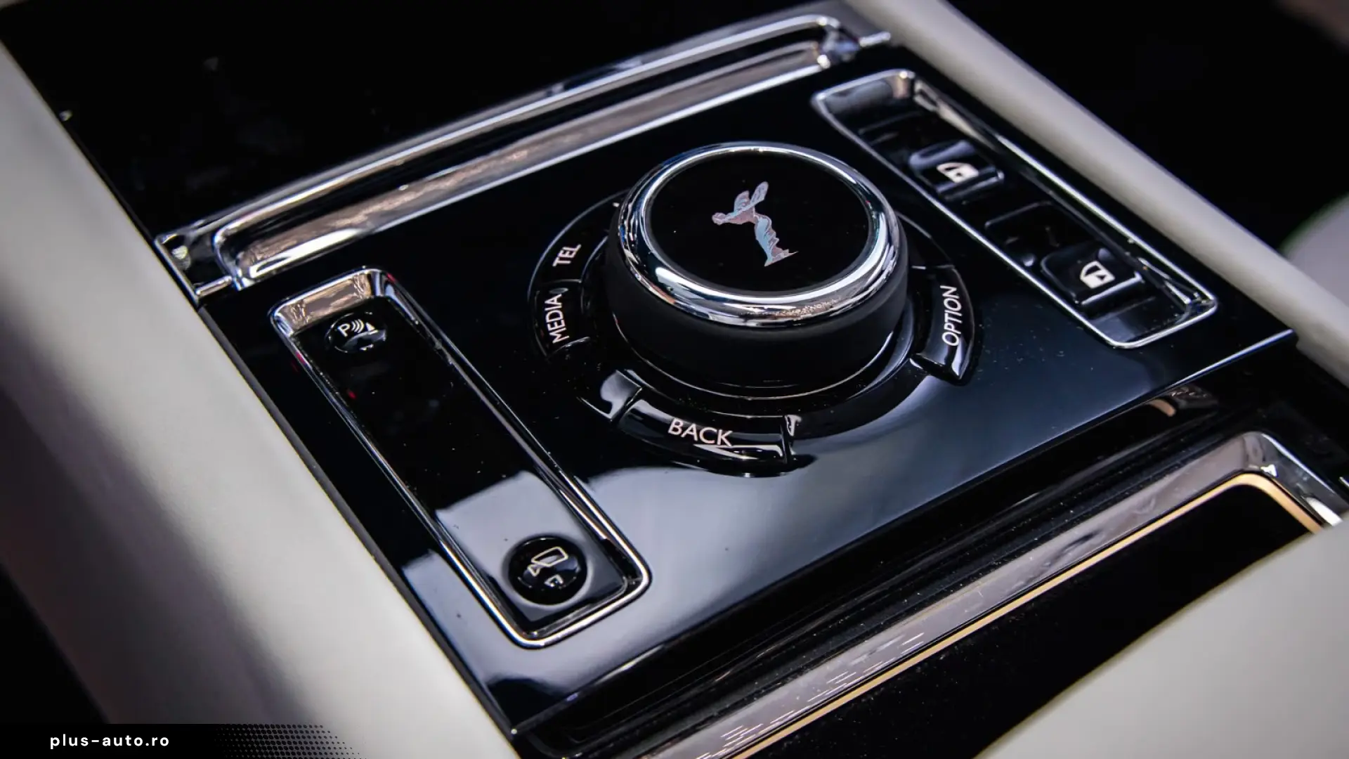 Rolls-Royce Spectre Enhancement Pack  Satin Bonnet  Emerald