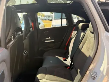 Mercedes-Benz GLA 35 AMG AMG GLA 35 4M