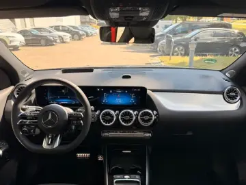 Mercedes-Benz GLA 35 AMG AMG GLA 35 4M