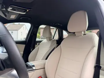 MERCEDES-BENZ GLC 300 de 4Matic 9G-TRONIC Avantgarde…