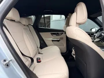 MERCEDES-BENZ GLC 300 de 4Matic 9G-TRONIC Avantgarde…