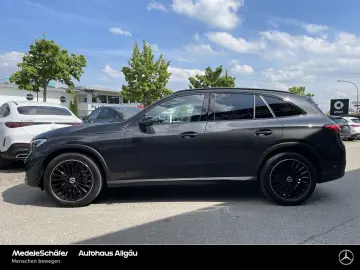 MERCEDES-BENZ GLC 200 4M AMG Night 20' Dist AHK…