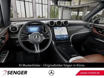 MERCEDES-BENZ GLC 220 d 4M Avantgarde DigitalLight 3…