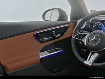 MERCEDES-BENZ GLC 220d 4M AHK PANO KAMERA LED ARTICO…