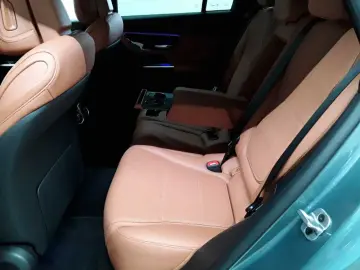 MERCEDES-BENZ GLC 220 d 4Matic 9G-TRONIC Avantgarde