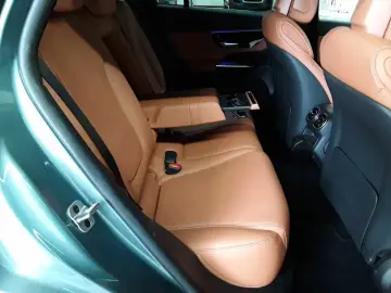 MERCEDES-BENZ GLC 220 d 4Matic 9G-TRONIC Avantgarde