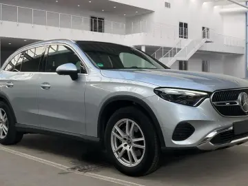 MERCEDES-BENZ GLC 200 4Matic Pano Leder 360K Distron…